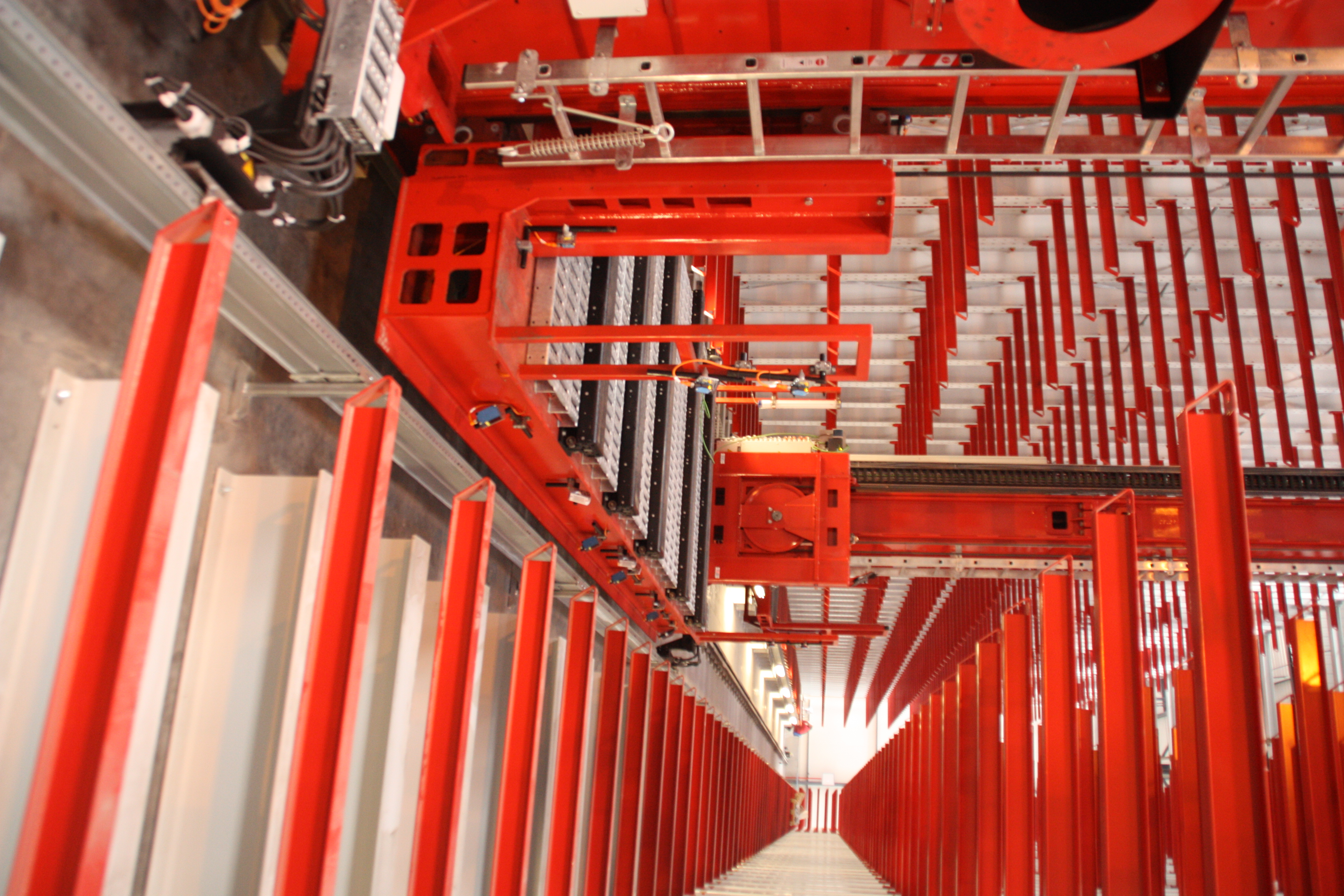 [Translate "Spain"] Cantilever racking system by OHRA